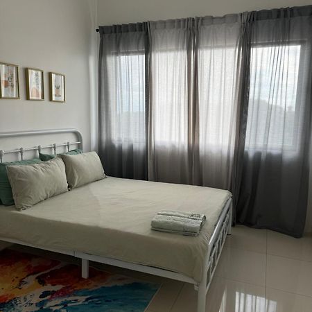Bunga Homestay Sea View Kuala Terengganu Exterior foto